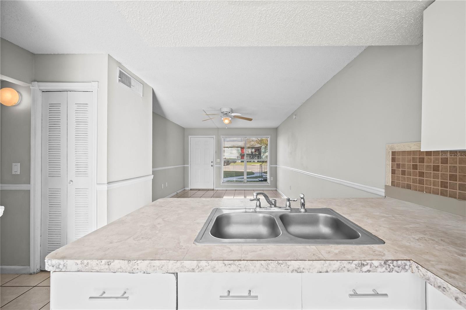 1896 CARALEE BLVD #2, ORLANDO, FL, 32822