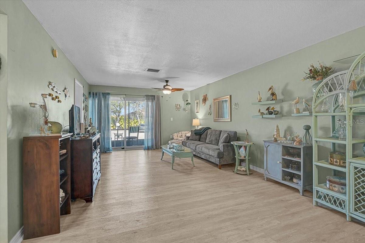 93 BOUNDARY BLVD #303, ROTONDA WEST, FL, 33947