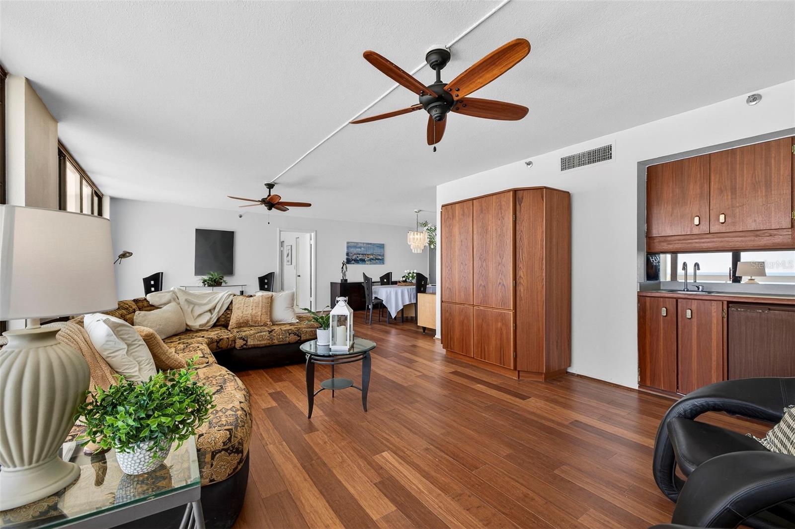 17900 GULF BLVD #15B, REDINGTON SHORES, FL, 33708