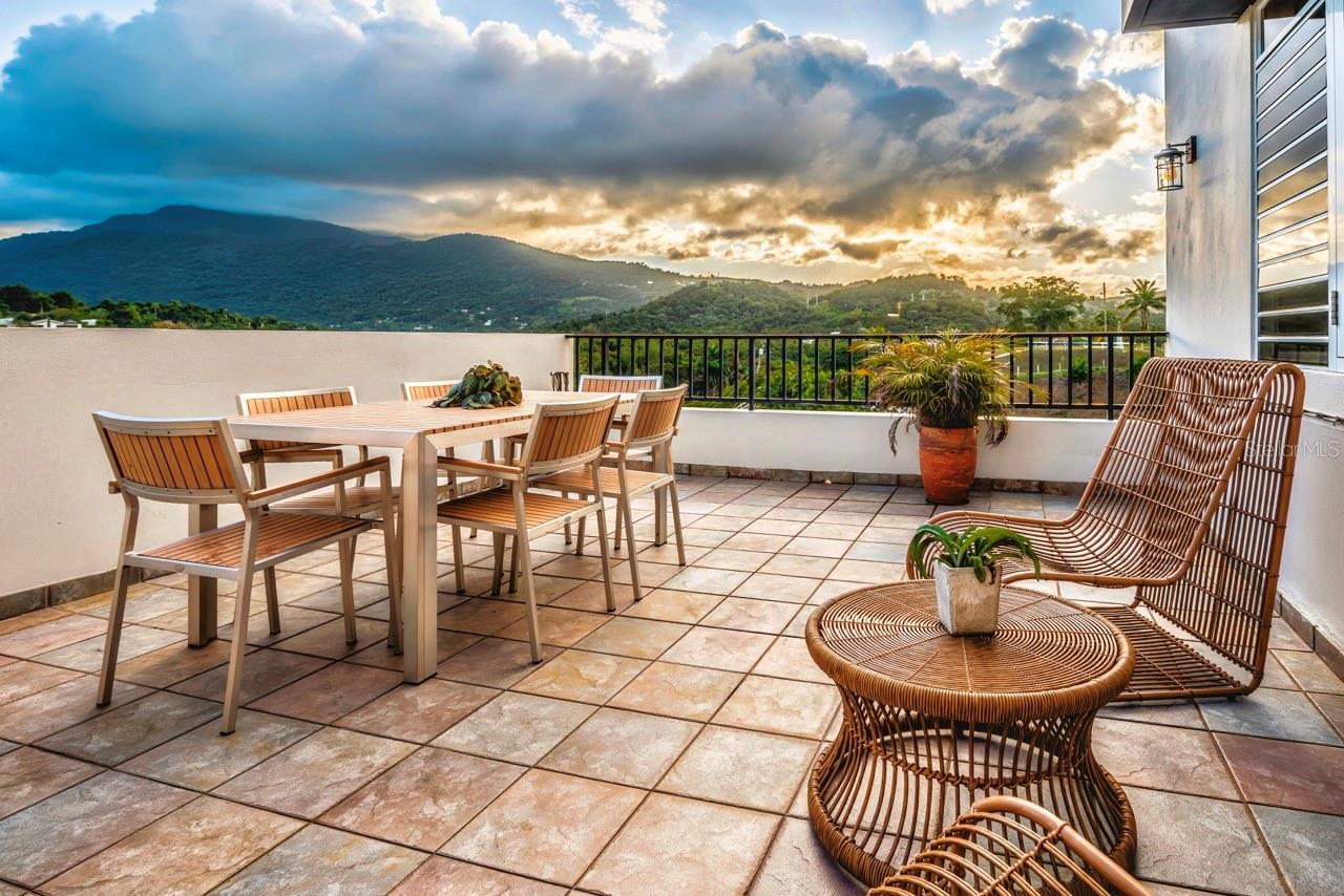 PR9119244 Property Photo