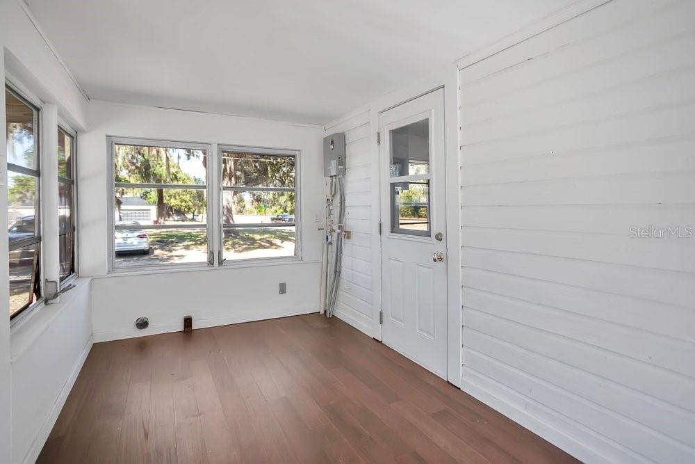 2905 PAUL BUCHMAN HWY, PLANT CITY, FL, 33563