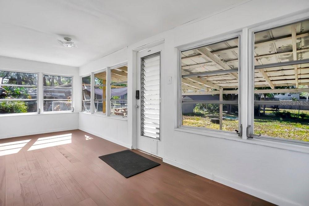 2905 PAUL BUCHMAN HWY, PLANT CITY, FL, 33563