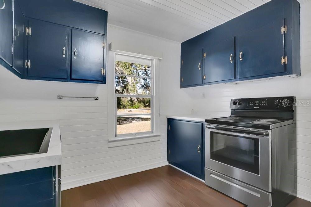 2905 PAUL BUCHMAN HWY, PLANT CITY, FL, 33563