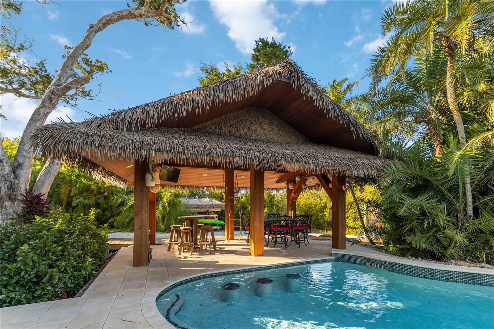 A4682193 Property Photo