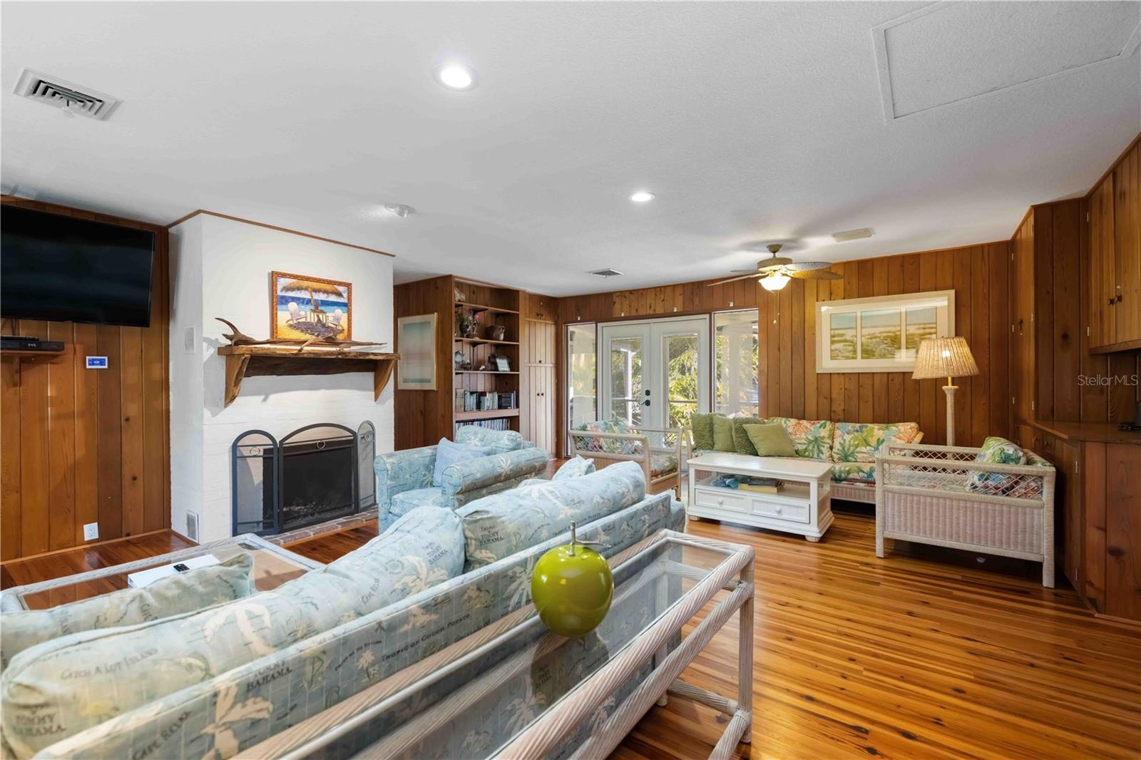 A4682193 Property Photo