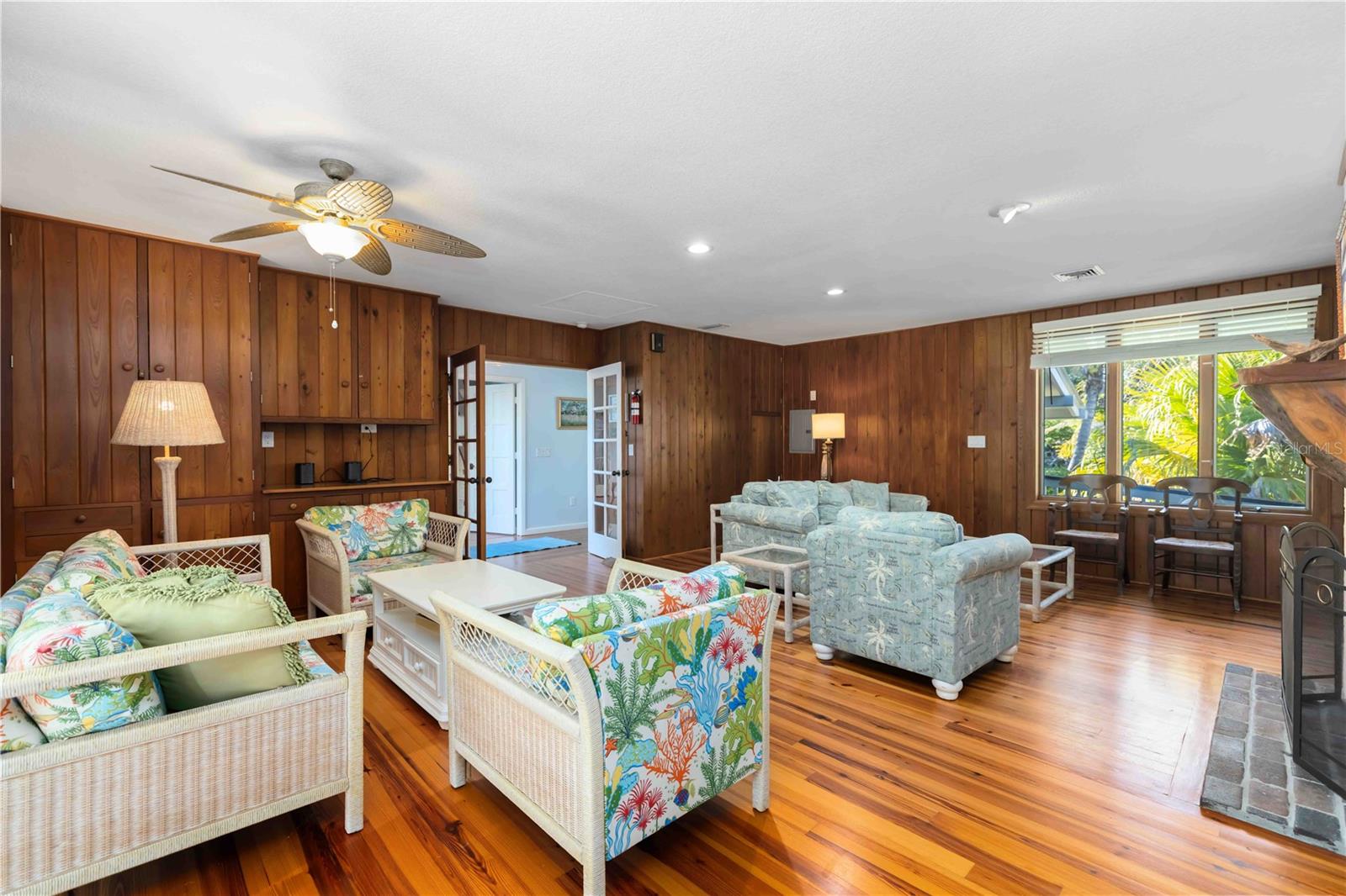 A4682193 Property Photo