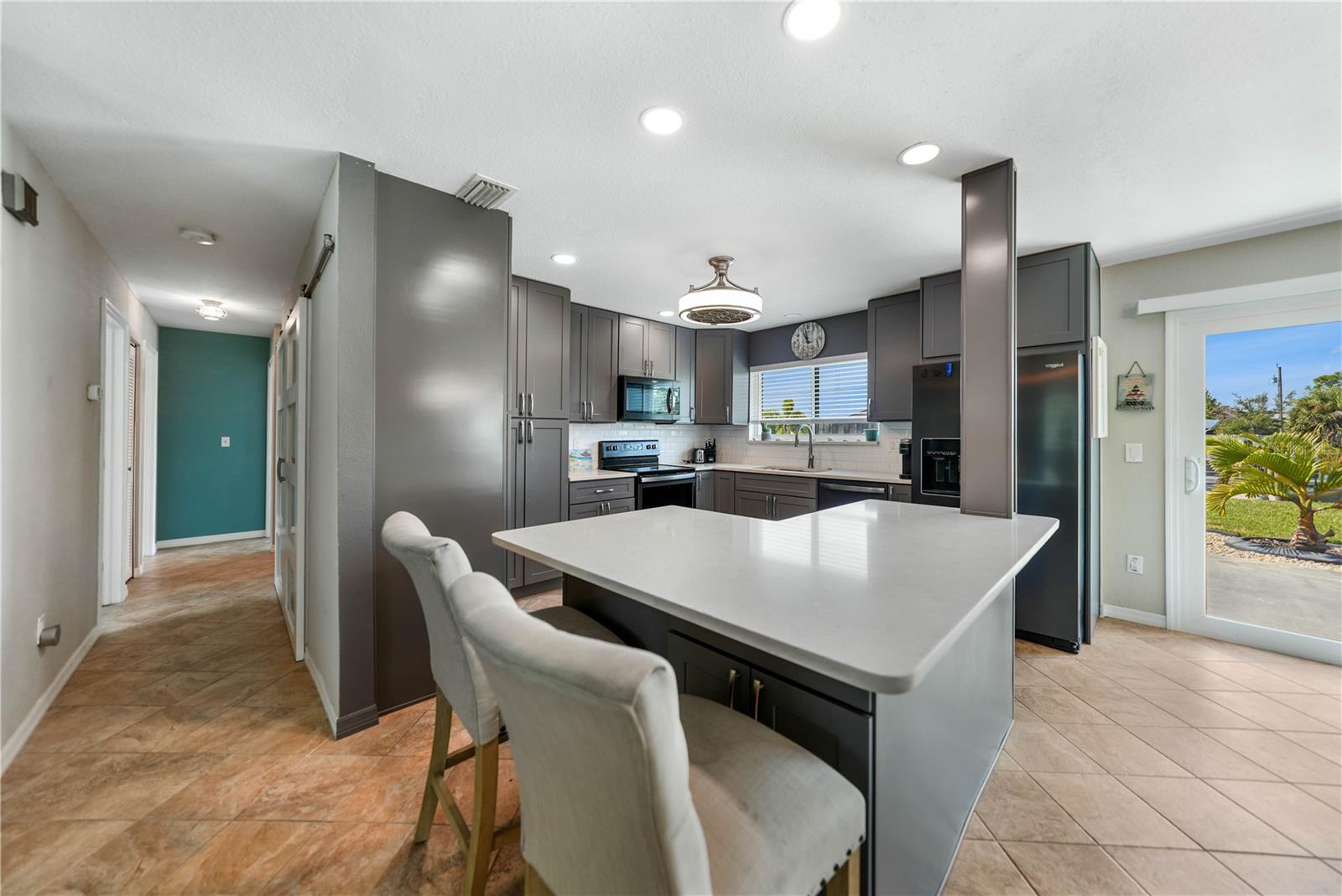 15460 ALSACE CIR, PORT CHARLOTTE, FL, 33981