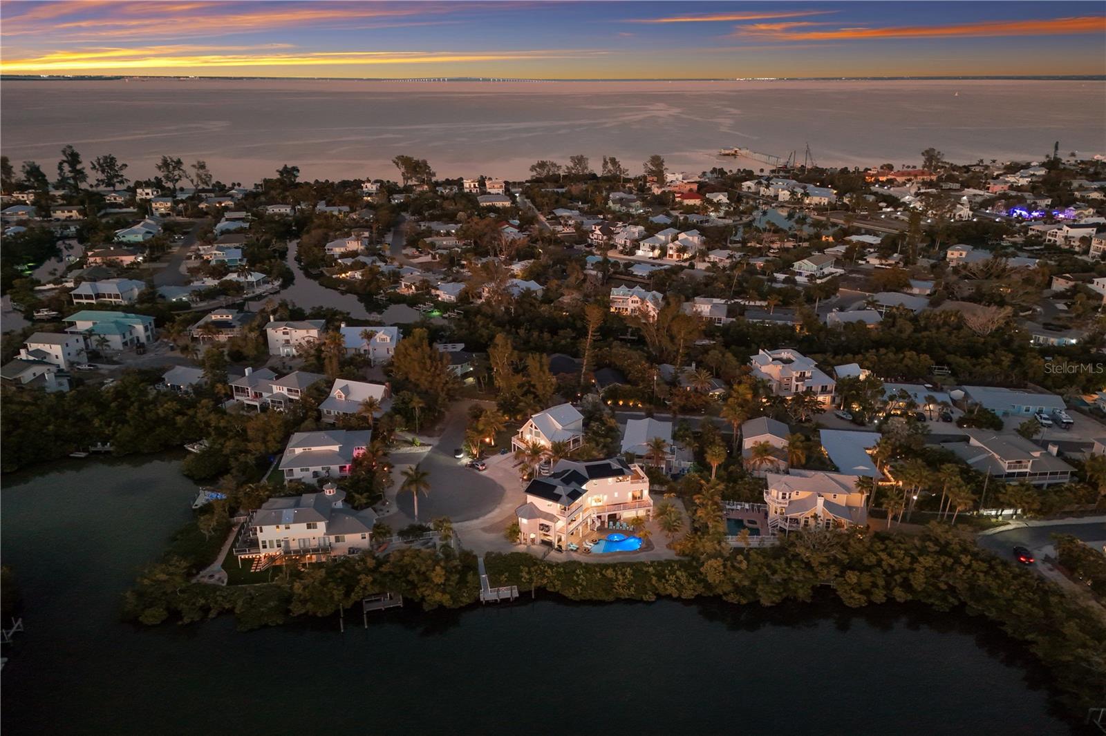 A4682229 Property Photo