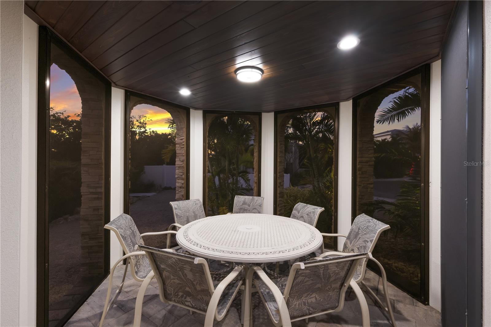 A4682229 Property Photo