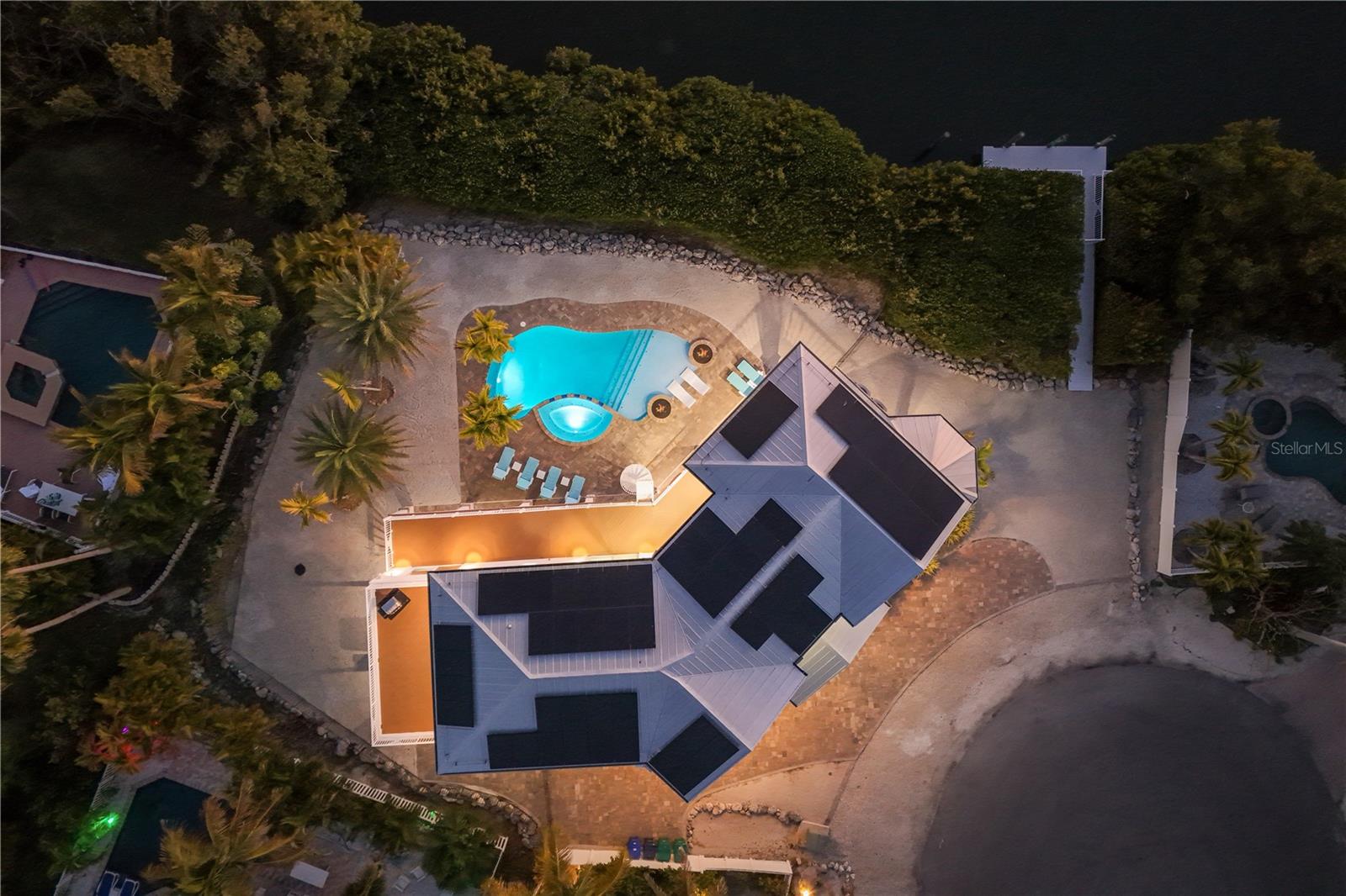 A4682229 Property Photo