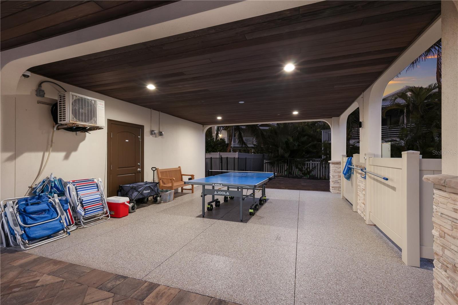 A4682229 Property Photo