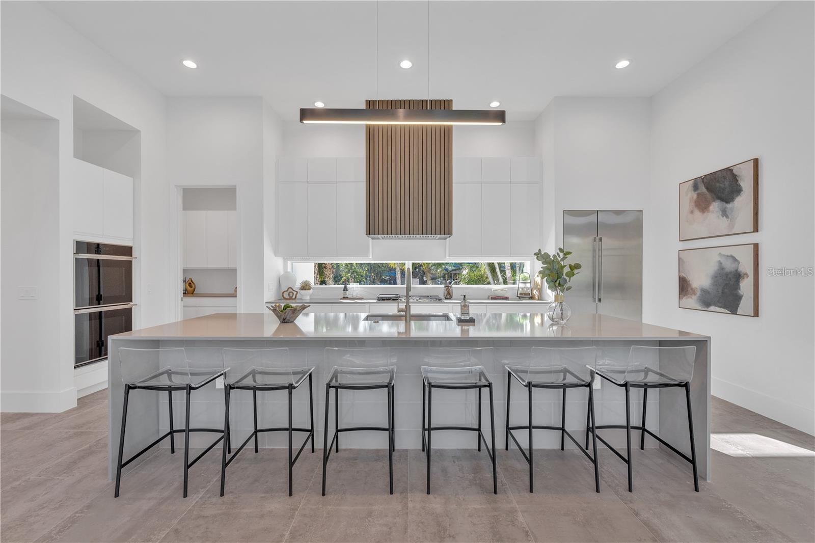 A4682231 Property Photo