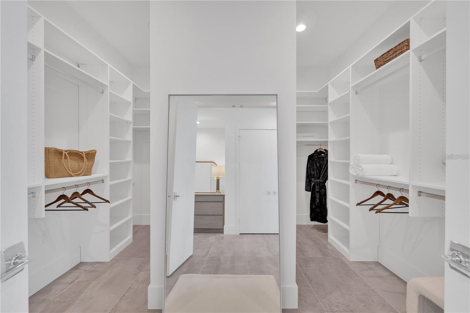 A4682231 Property Photo