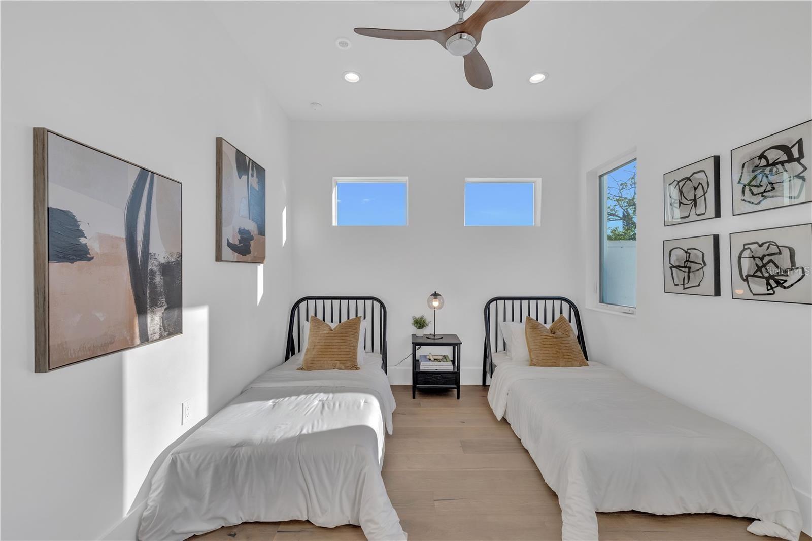 A4682231 Property Photo