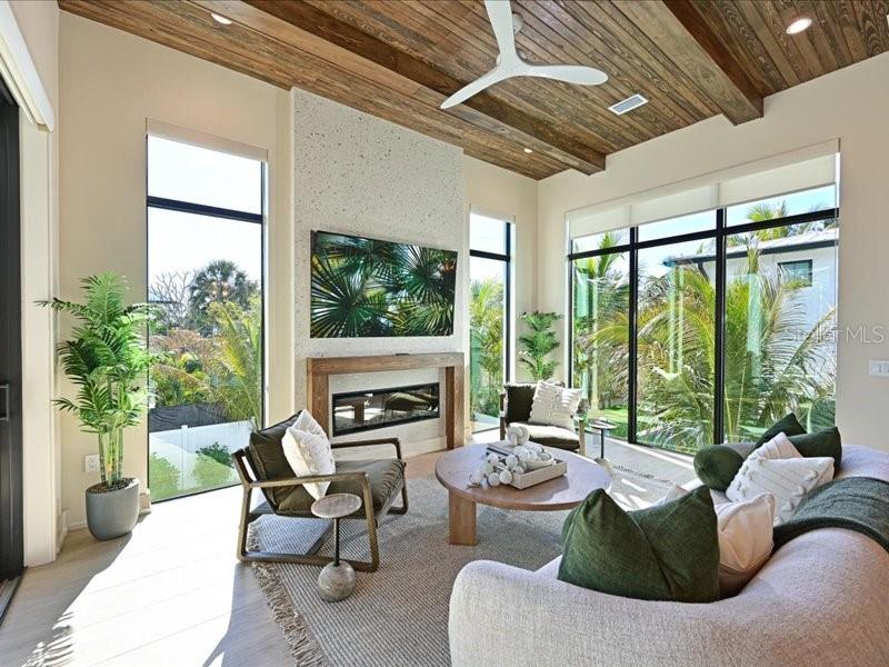 A4682245 Property Photo