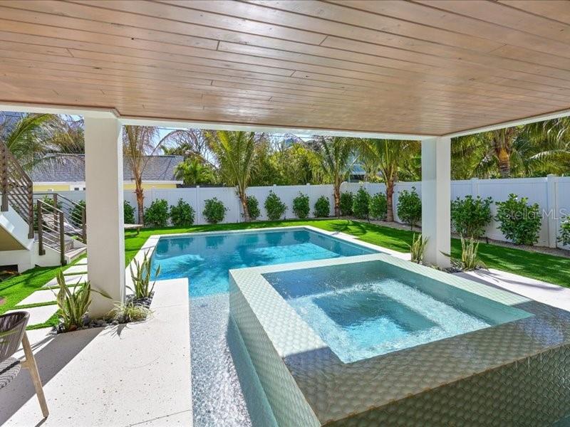 A4682245 Property Photo