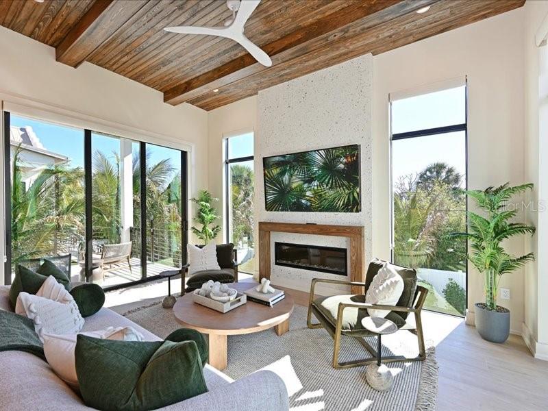 A4682245 Property Photo