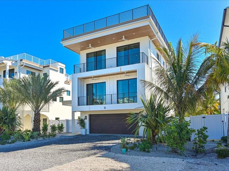 A4682245 Property Photo