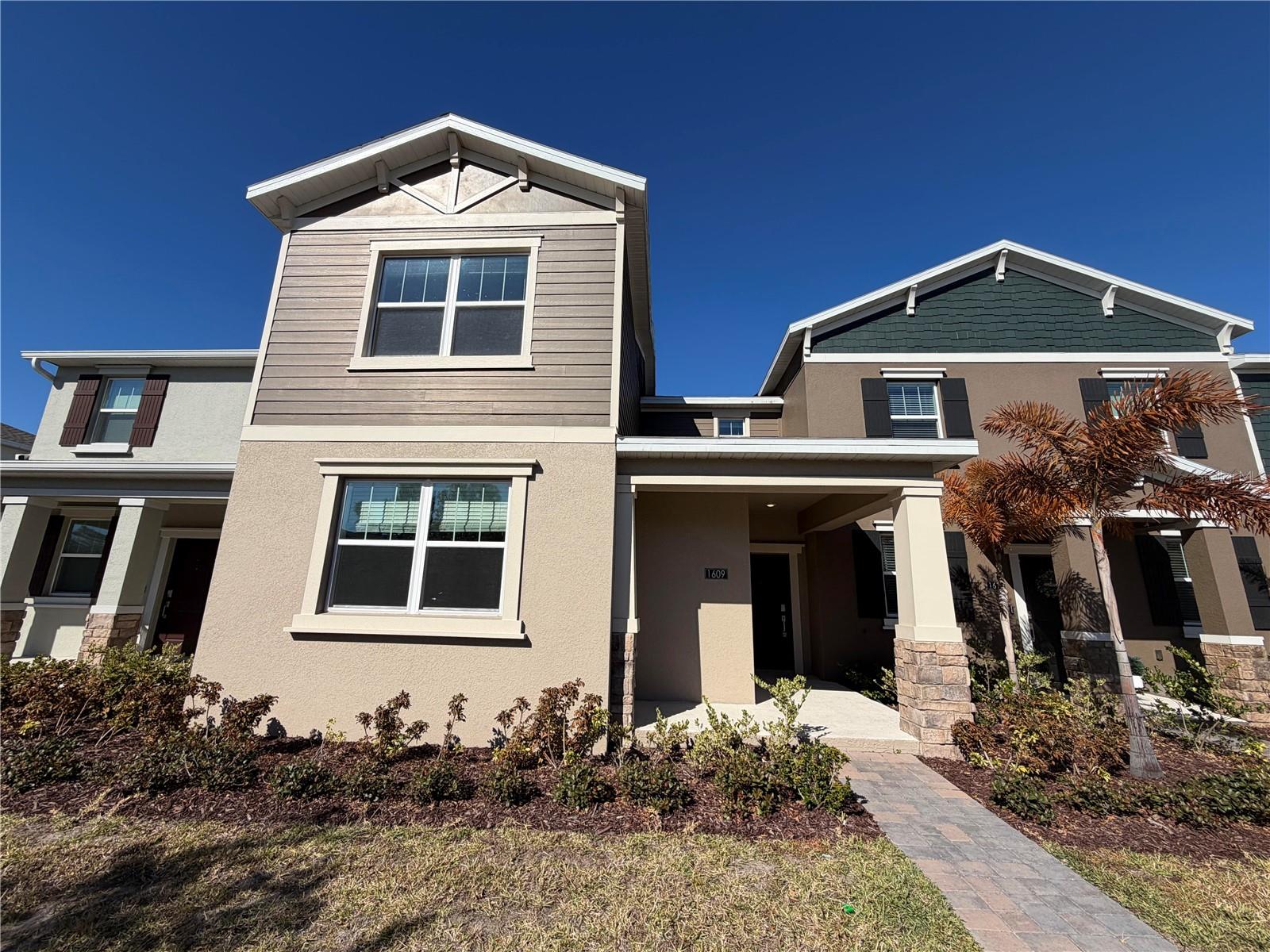 1609 CROSS PRAIRIE PKWY, KISSIMMEE, FL, 34744