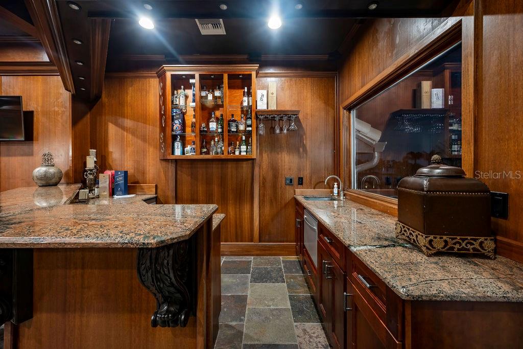 O6381869 Property Photo