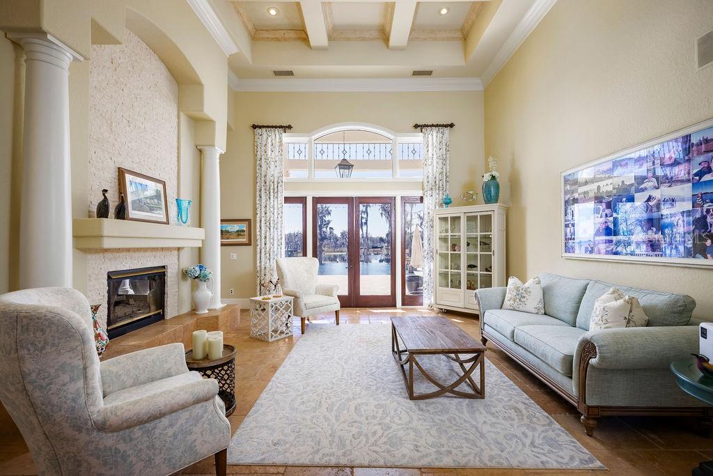 O6381869 Property Photo