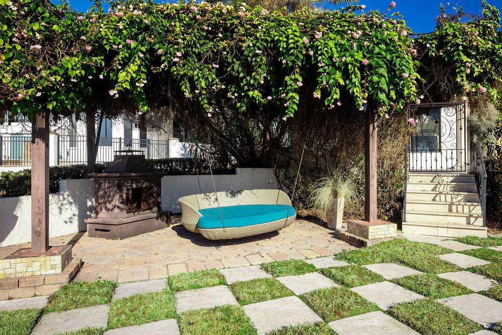 O6381869 Property Photo