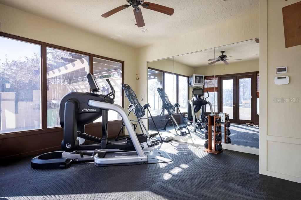 O6381869 Property Photo