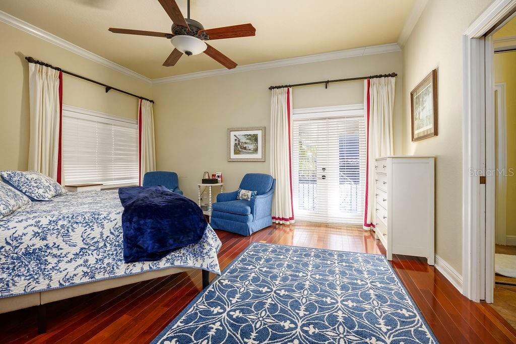 O6381869 Property Photo