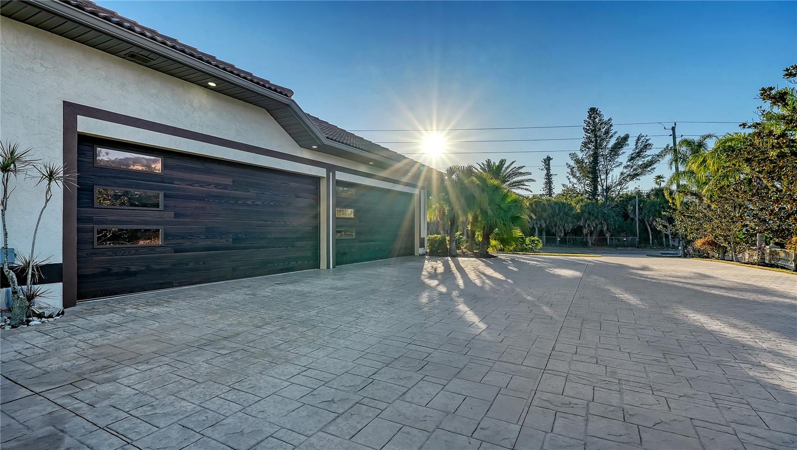 A4682258 Property Photo