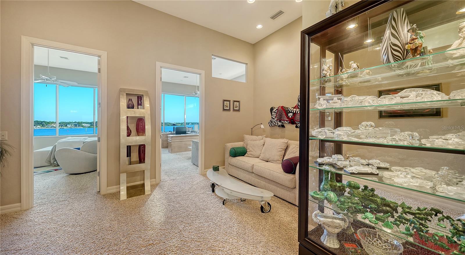 A4682258 Property Photo