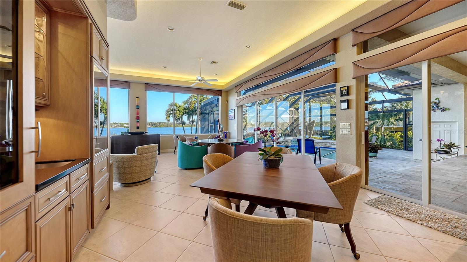 A4682258 Property Photo