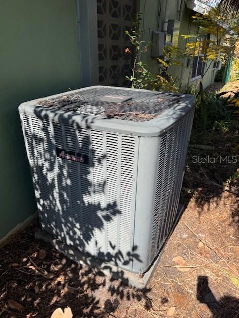 Condensing Unit - Photo 2