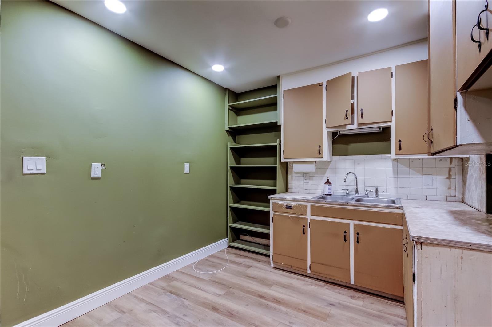 Kitchen has good space to work with