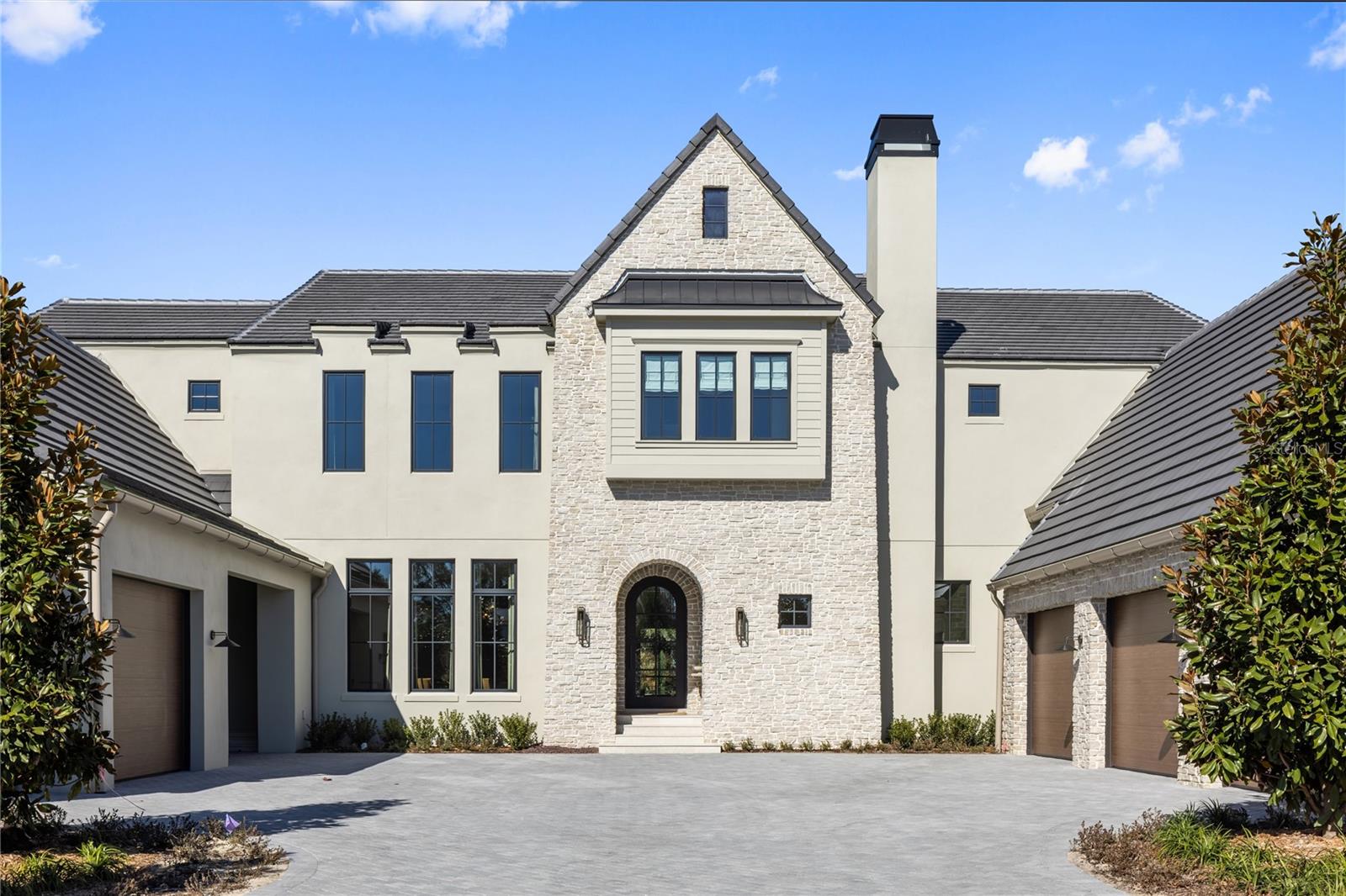 O6381880 Property Photo