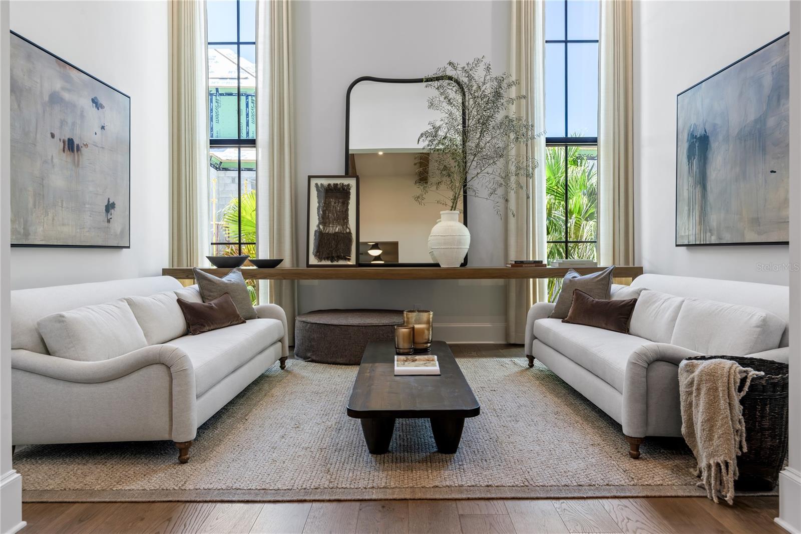 O6381880 Property Photo