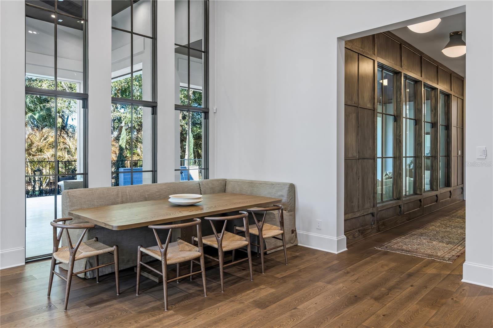 O6381880 Property Photo