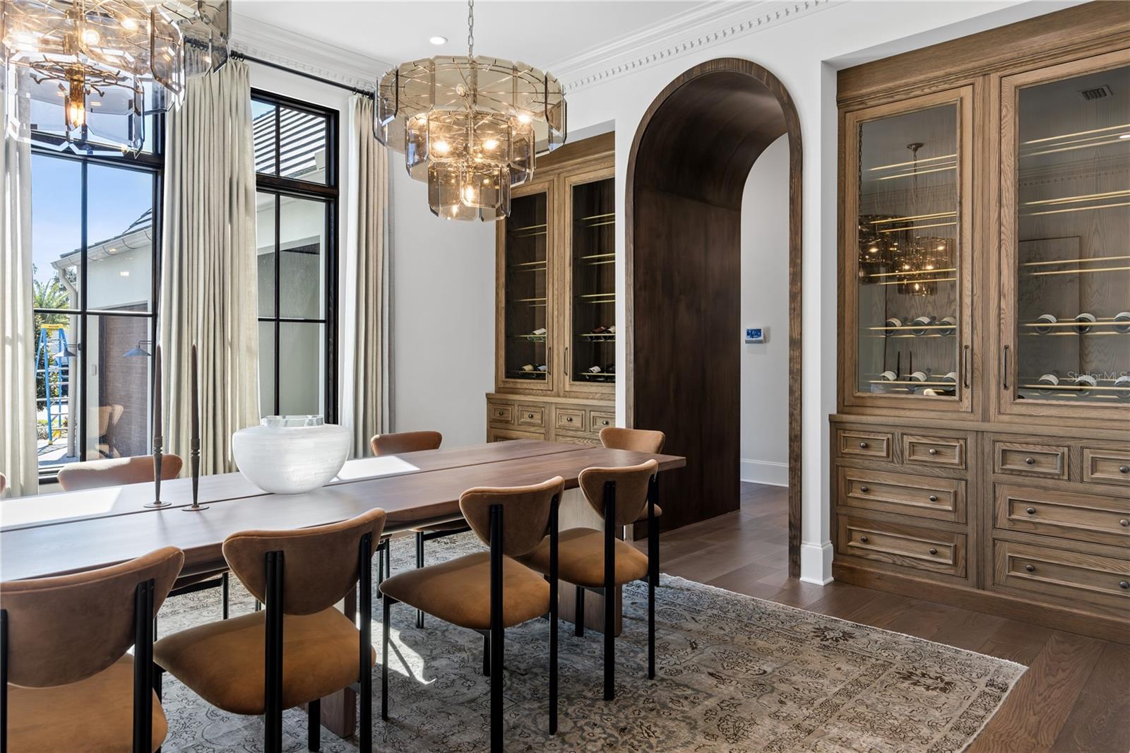 O6381880 Property Photo