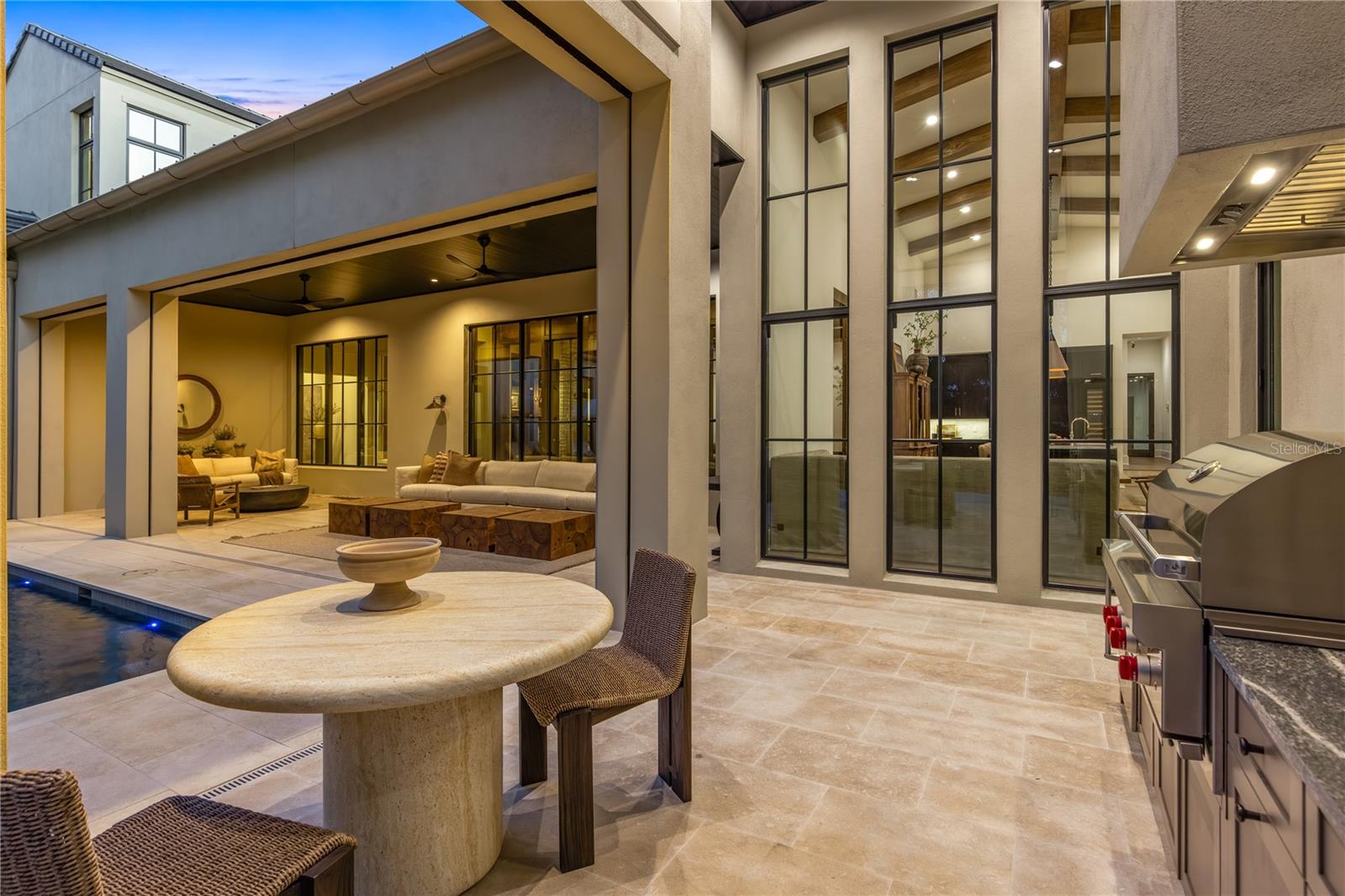 O6381880 Property Photo