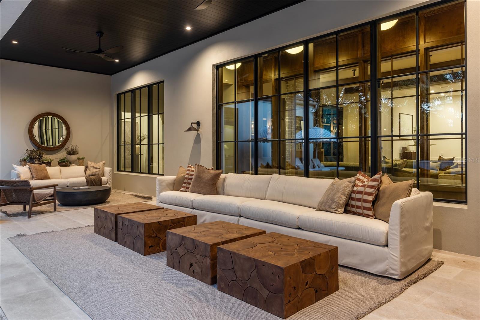 O6381880 Property Photo