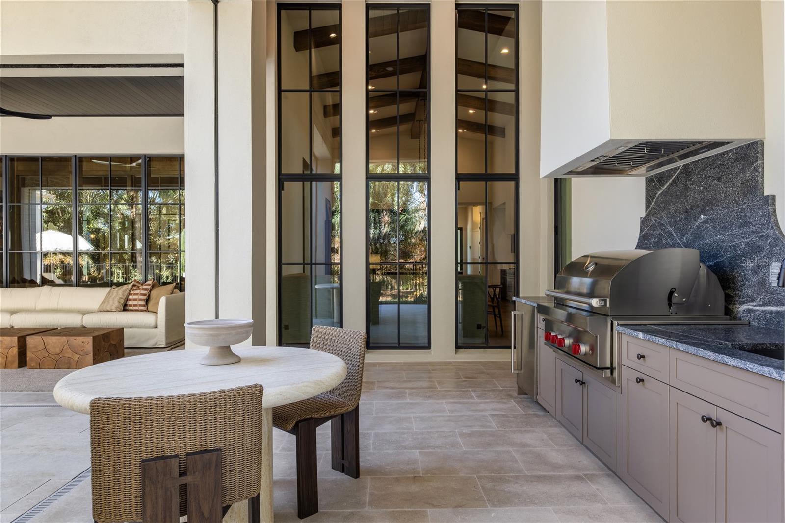 O6381880 Property Photo