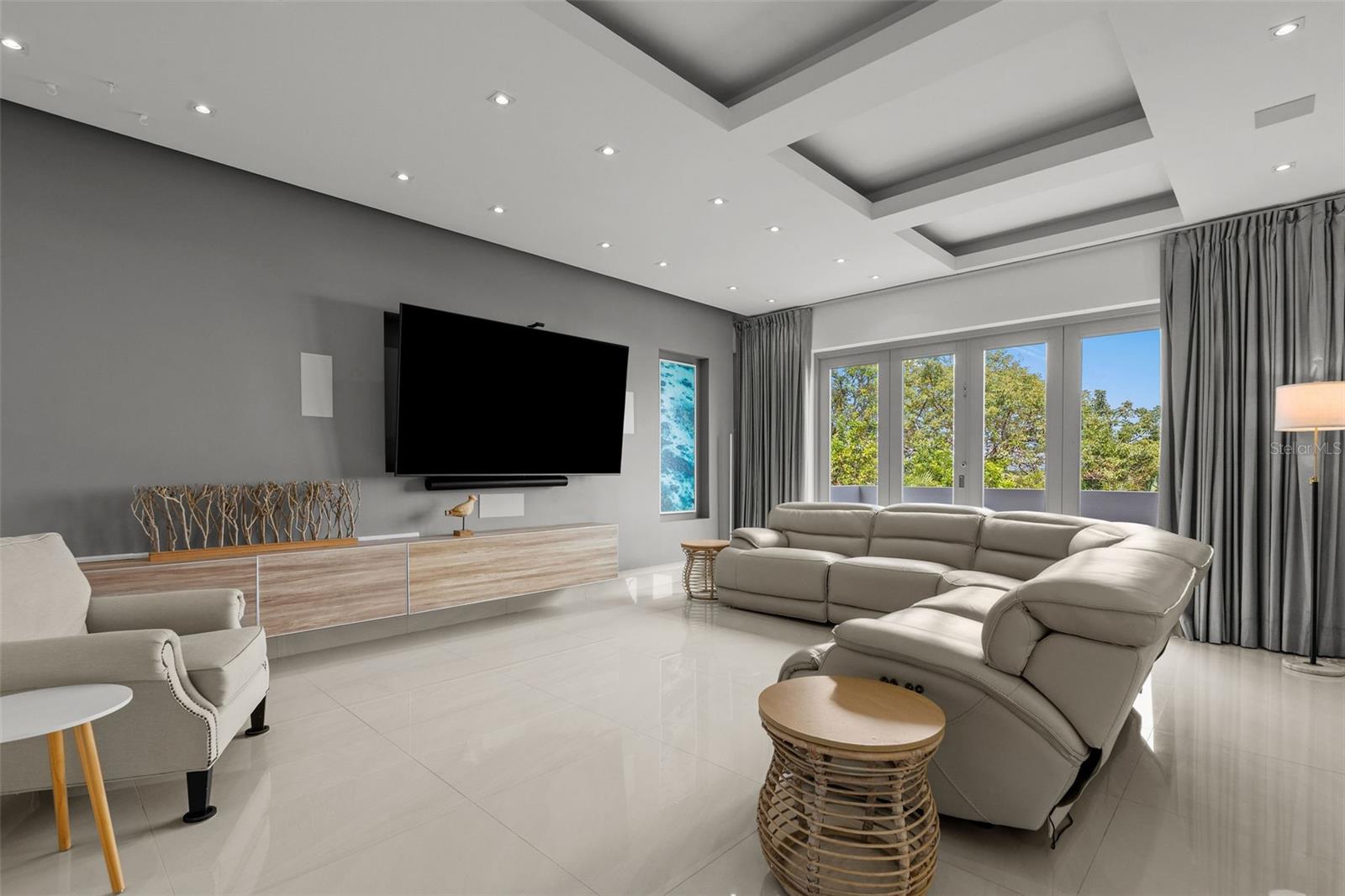 PR9119256 Property Photo