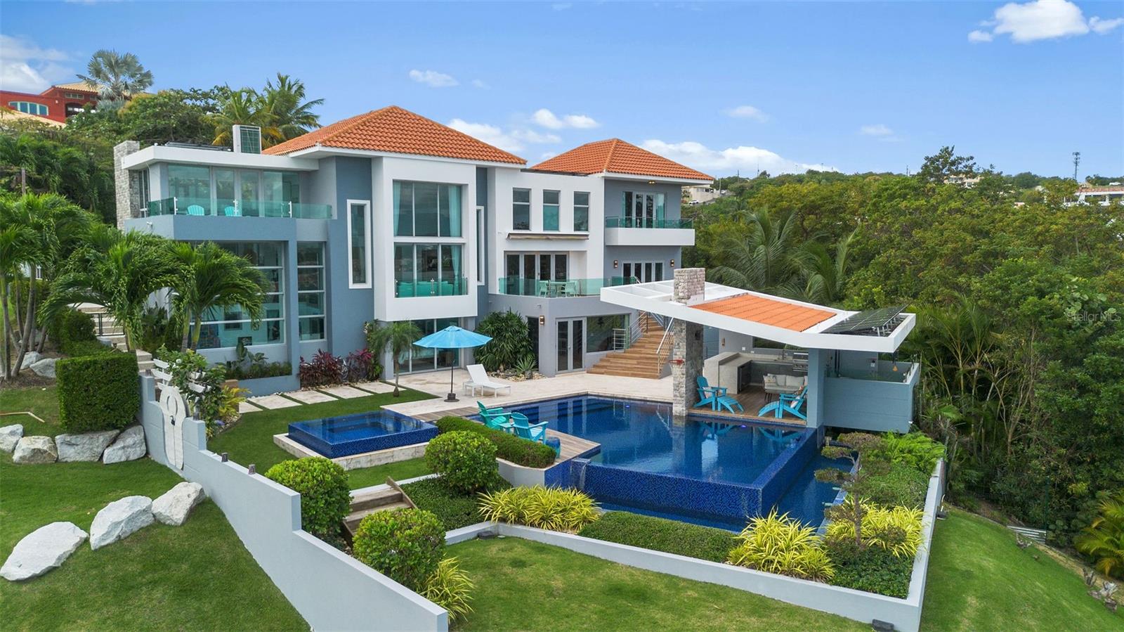 PR9119256 Property Photo