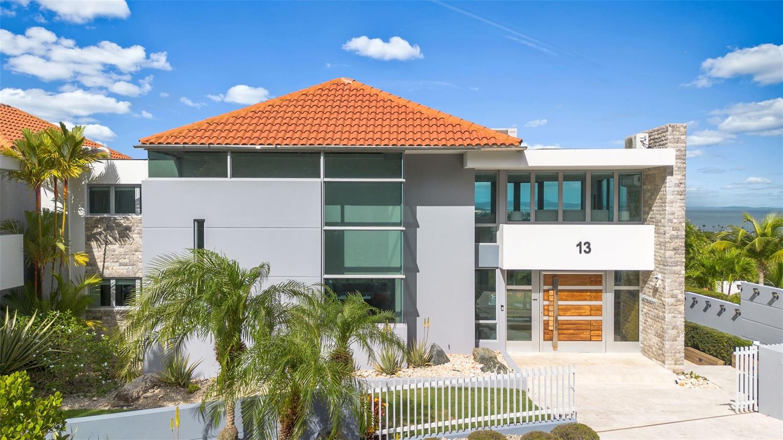 PR9119256 Property Photo