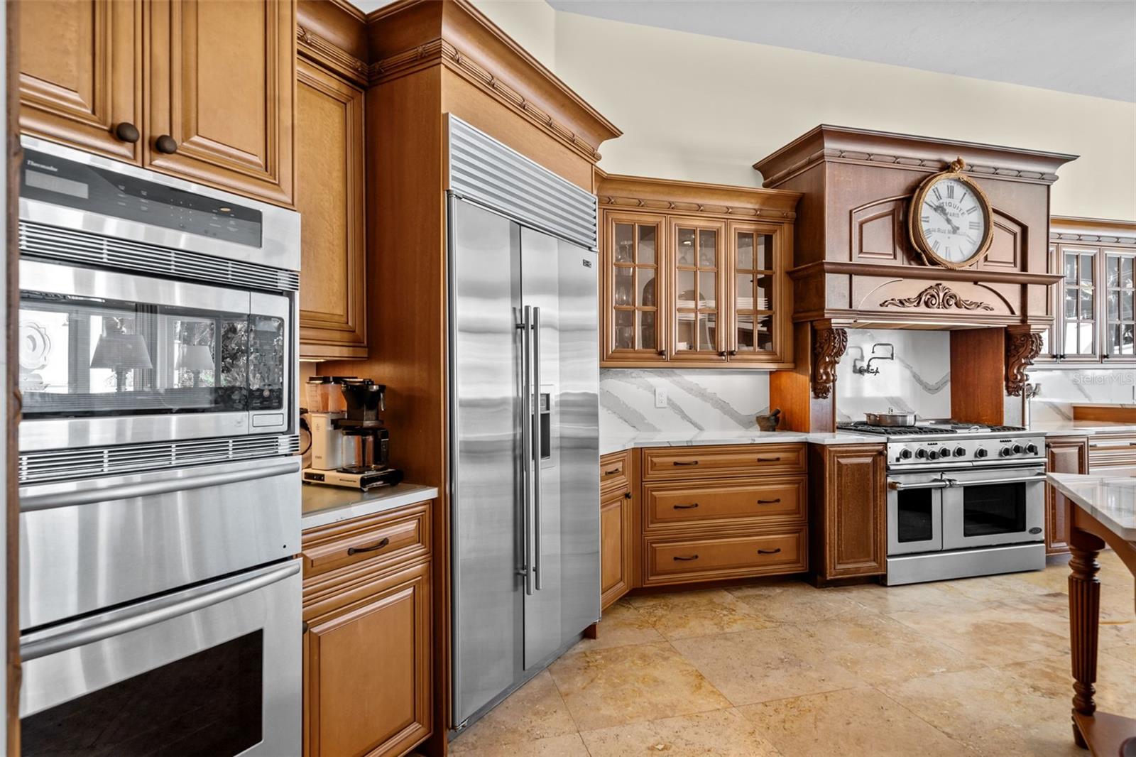 A4682309 Property Photo