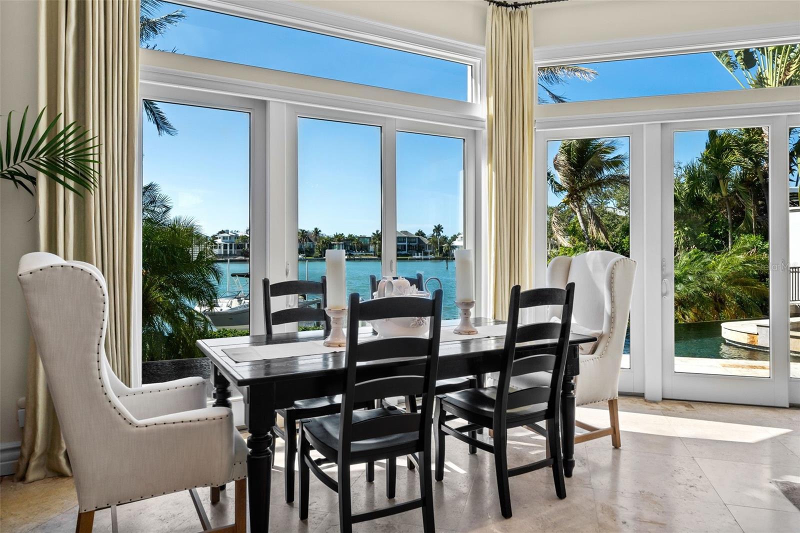 A4682309 Property Photo