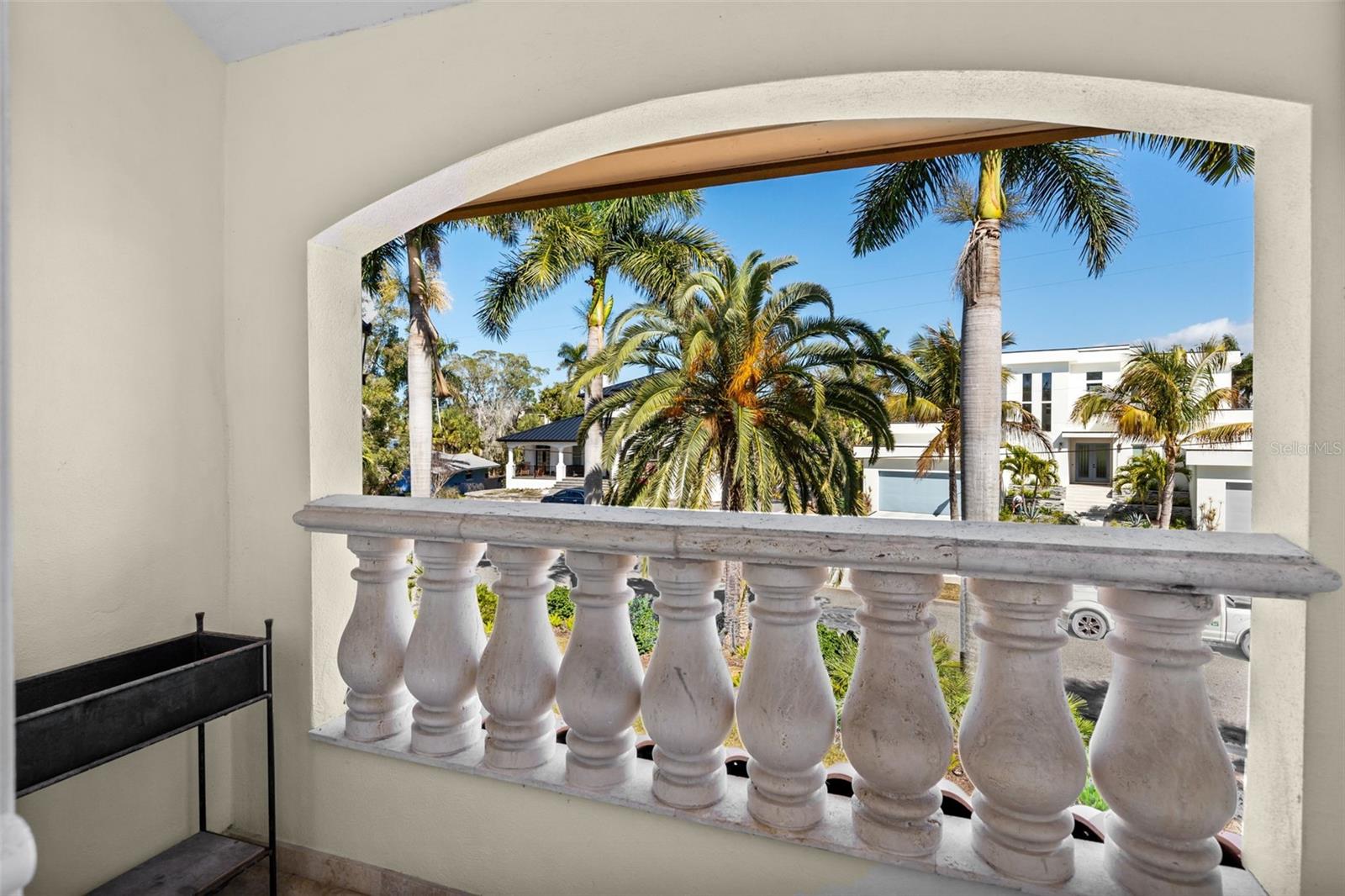 A4682309 Property Photo