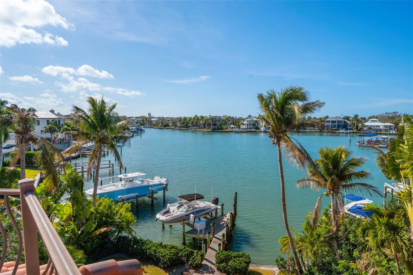 A4682309 Property Photo