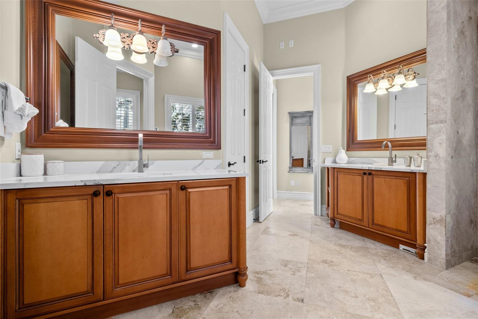 A4682309 Property Photo