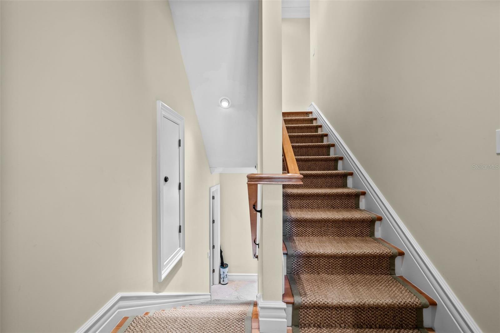 A4682309 Property Photo