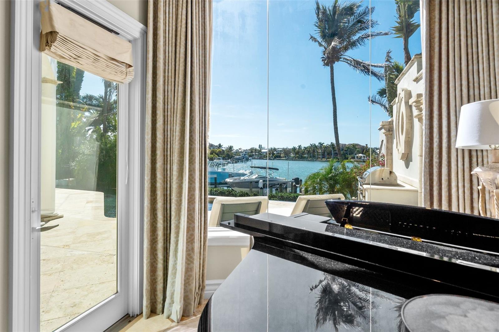 A4682309 Property Photo